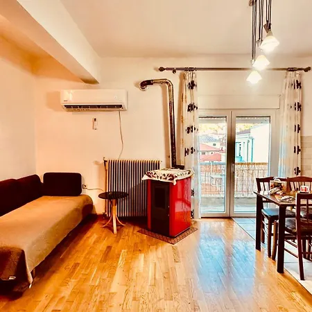 View Кастория